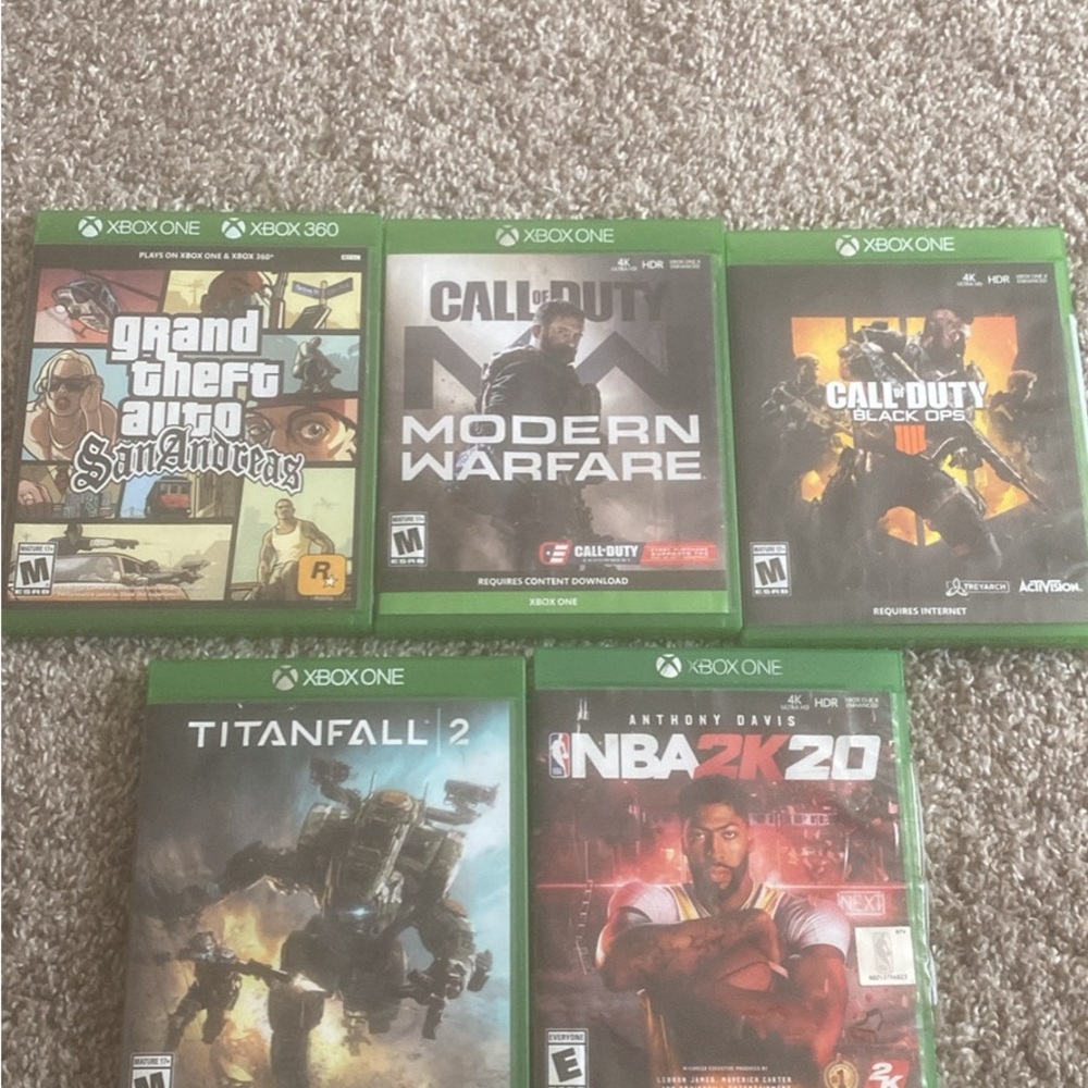 Xbox One and Xbox 360 Game Bundle
